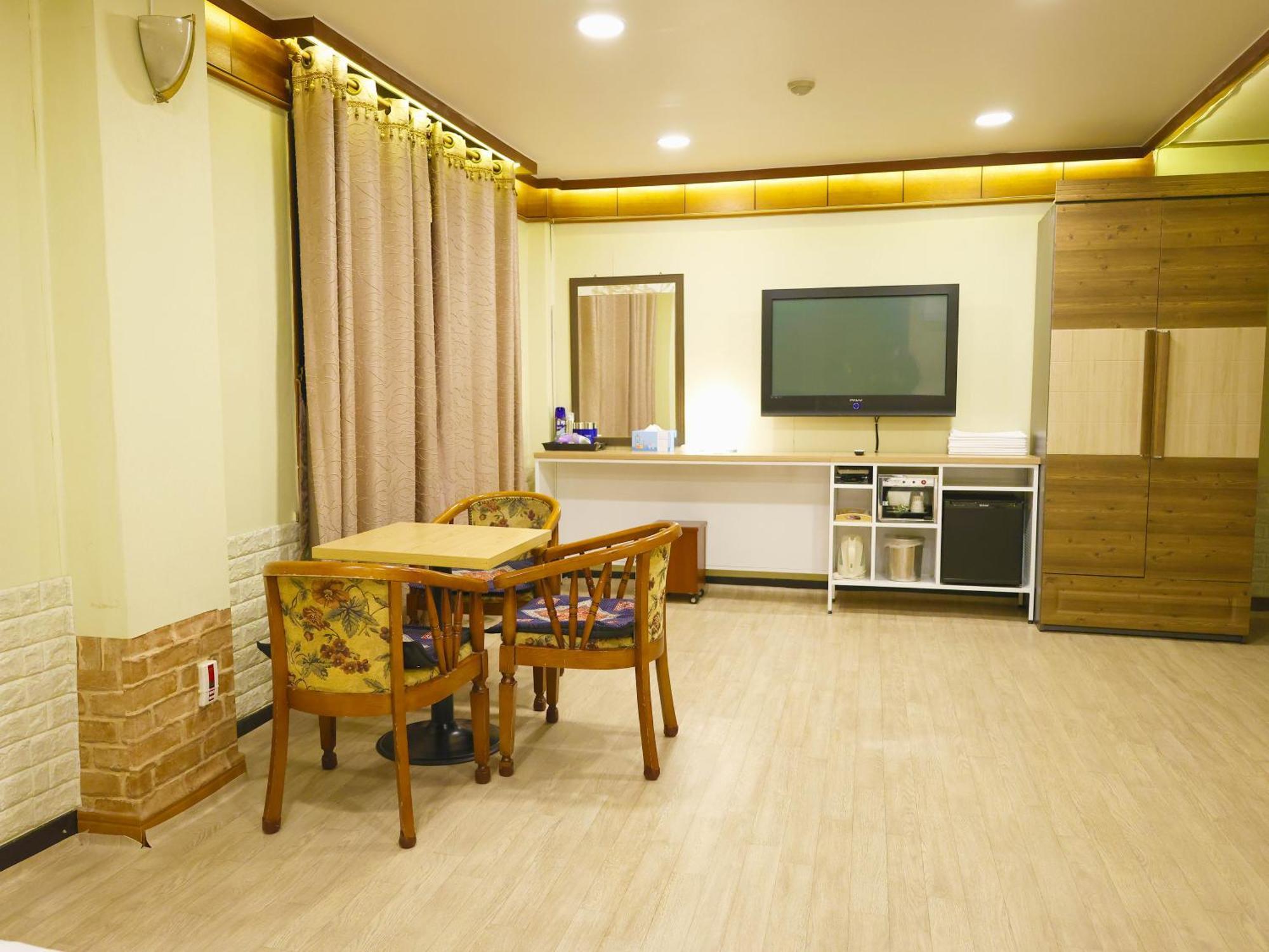 Goodstay Andong Park Hotel Eksteriør billede