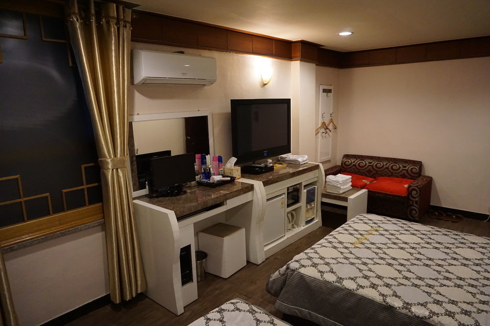 Goodstay Andong Park Hotel Eksteriør billede