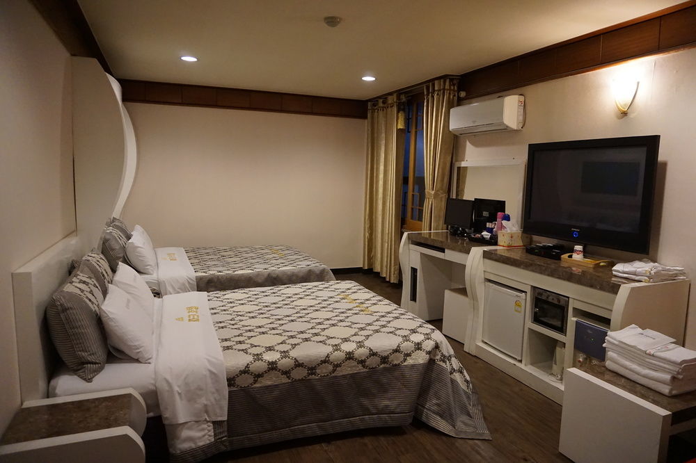 Goodstay Andong Park Hotel Eksteriør billede