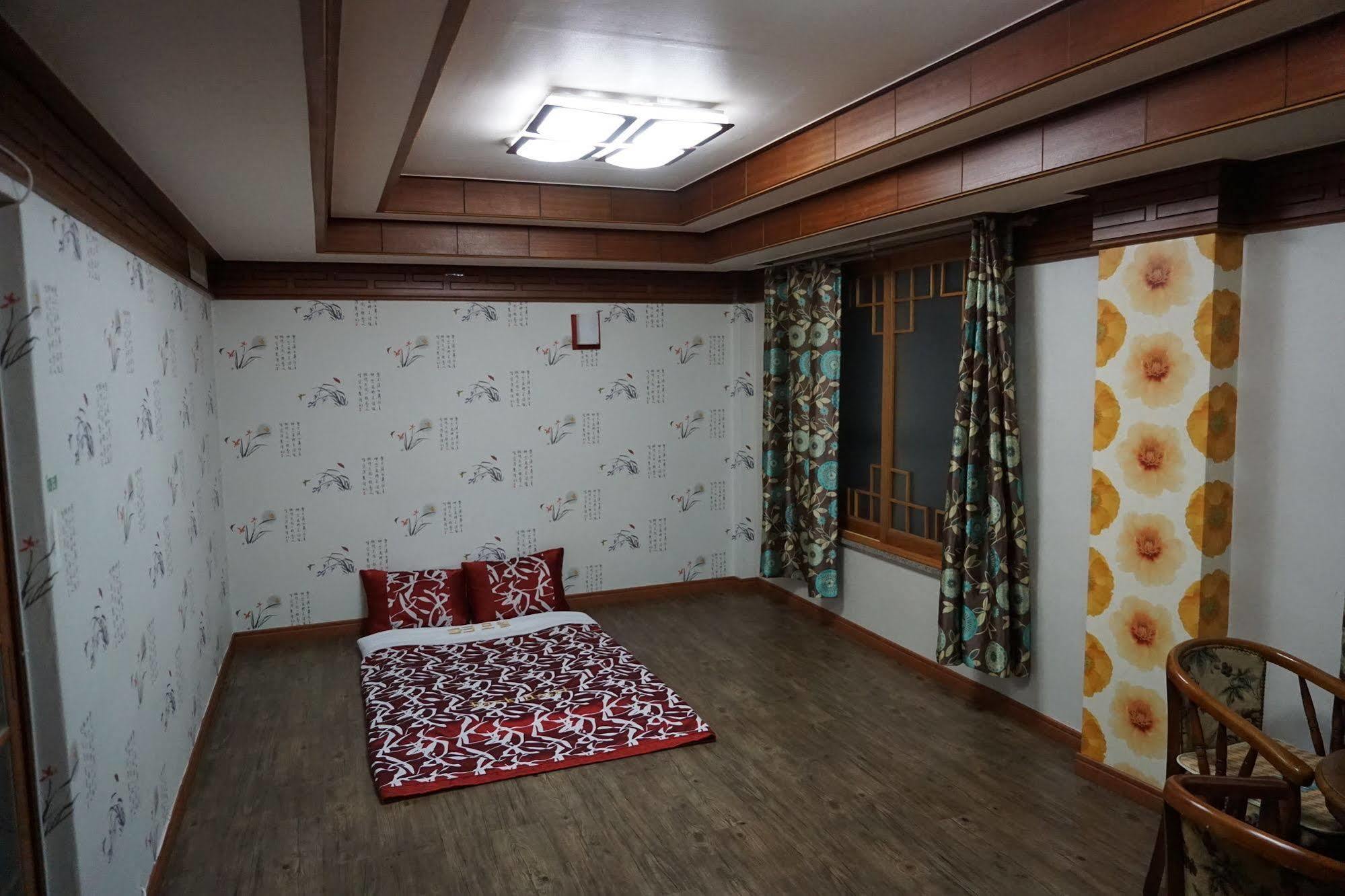 Goodstay Andong Park Hotel Eksteriør billede